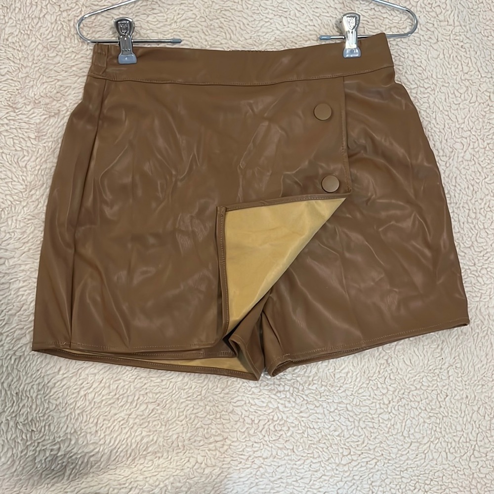 Pink Lily Brown Leather Skort